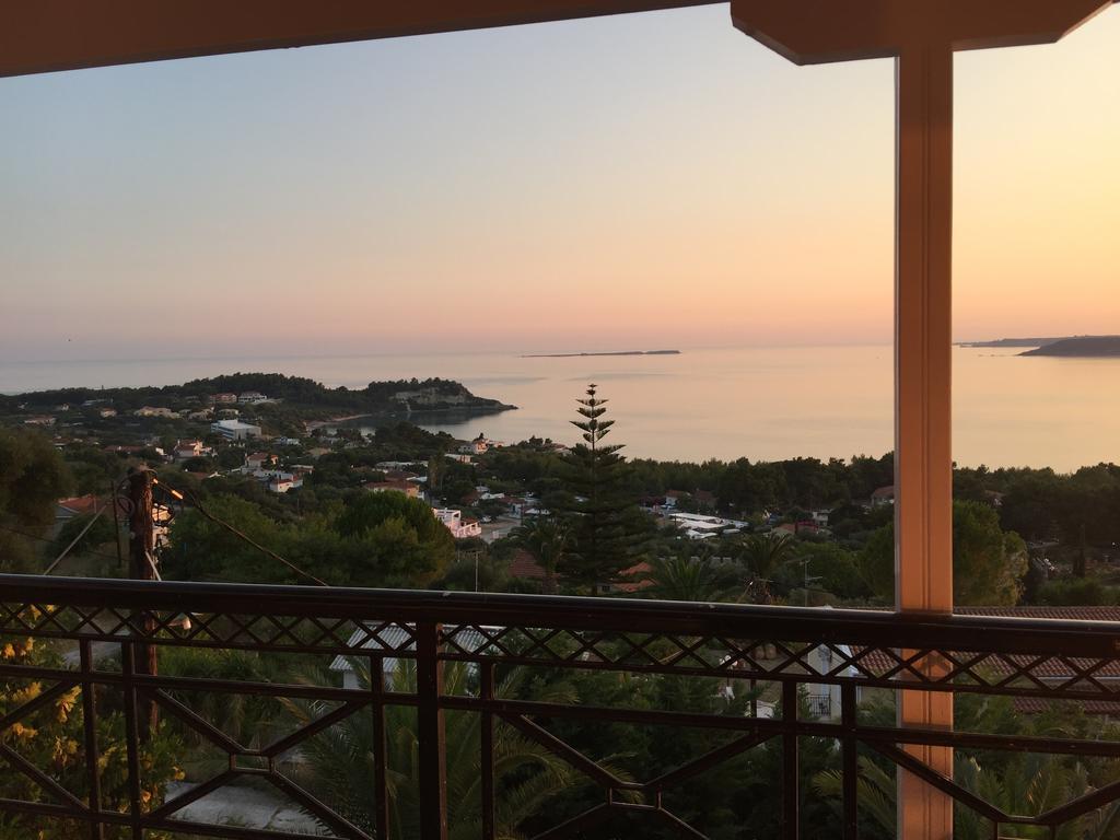 Sunshine Resort Lassi  Ruang foto