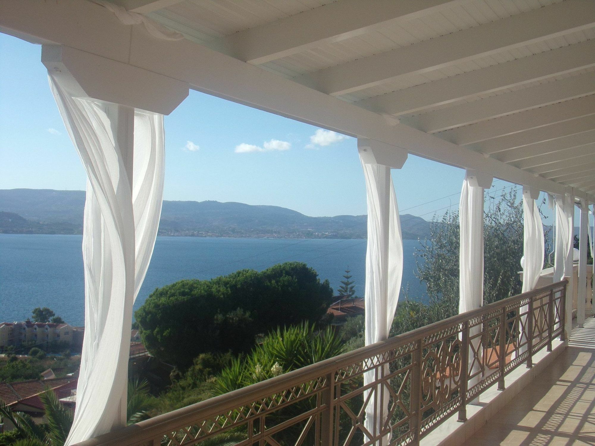 Sunshine Resort Lassi  Bagian luar foto